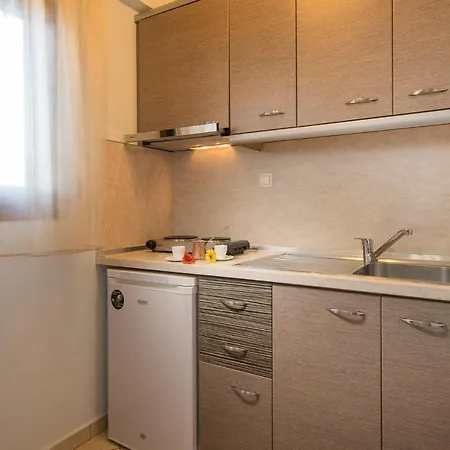 Rodon Garden Apartment Sarti