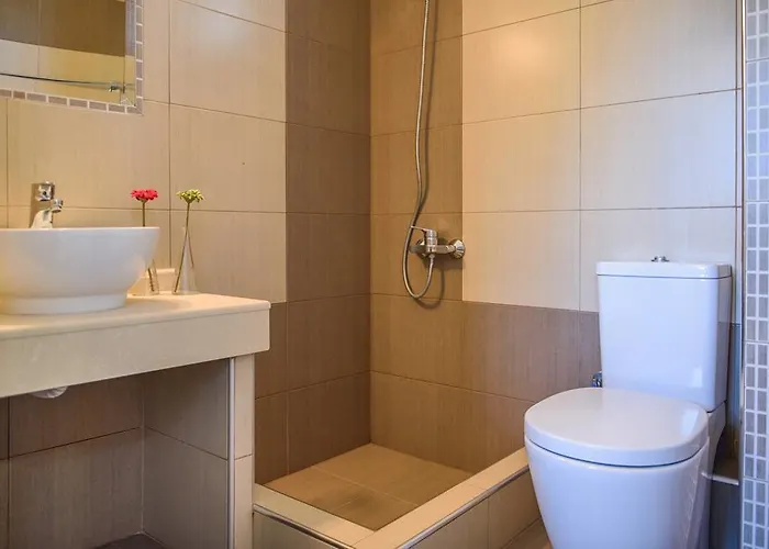 Apartamento Rodon Garden Sarti